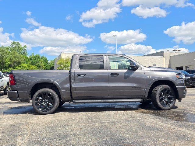 New 2026 Granite Crystal Metallic Clear-Coat Exterior Paint RAM Laramie image 40