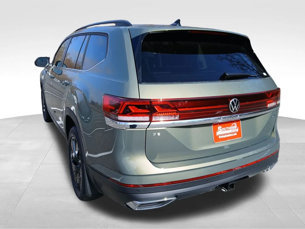 New 2026 Green Volkswagen 2.0T SE w/Technology image 3