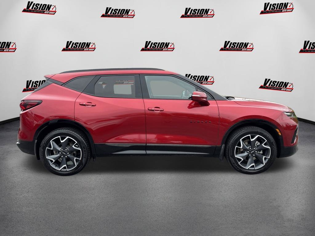 Used 2022 Red Chevrolet RS image 4