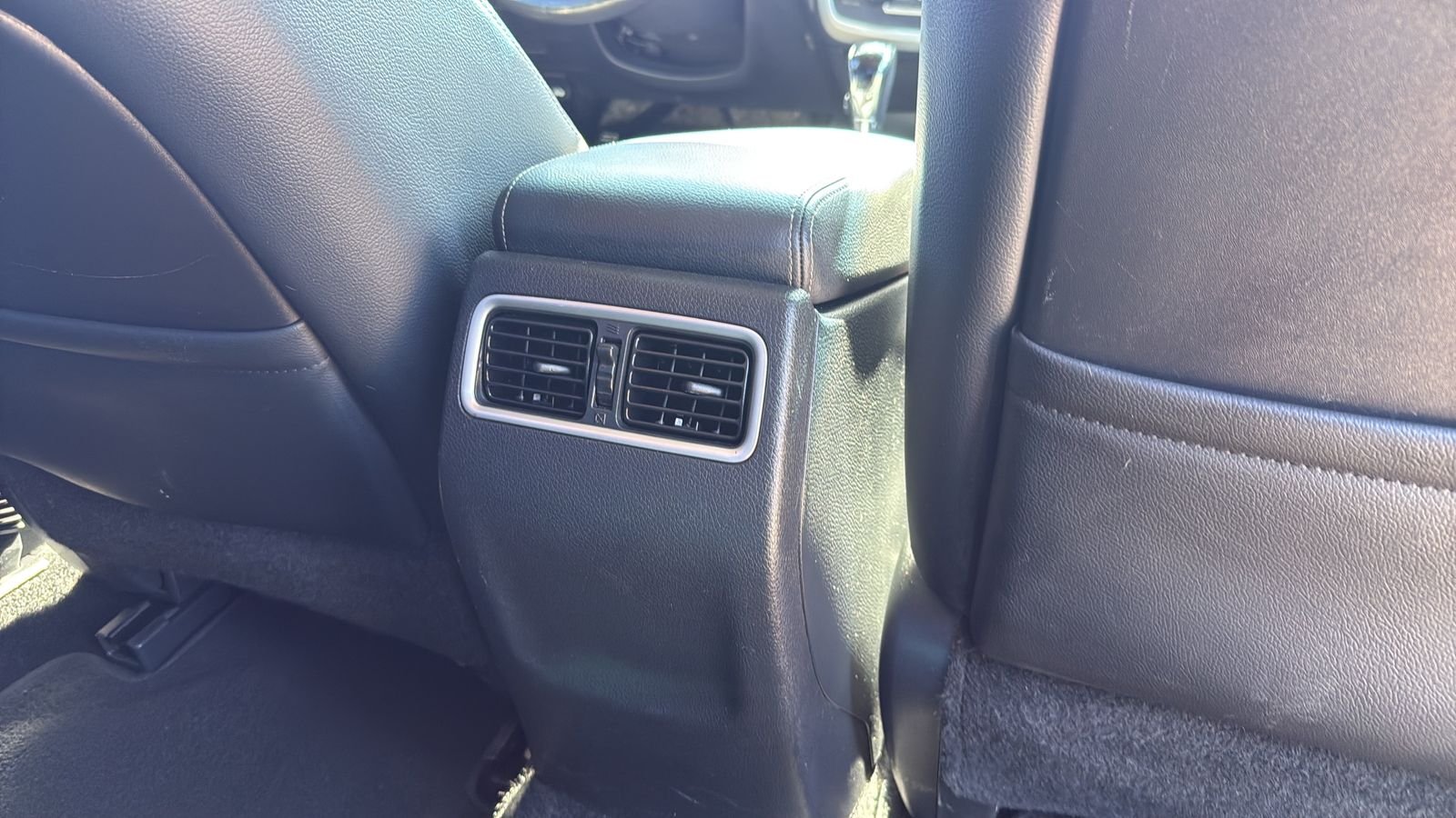 Used 2017 Silver Nissan 2.5 SL image 24