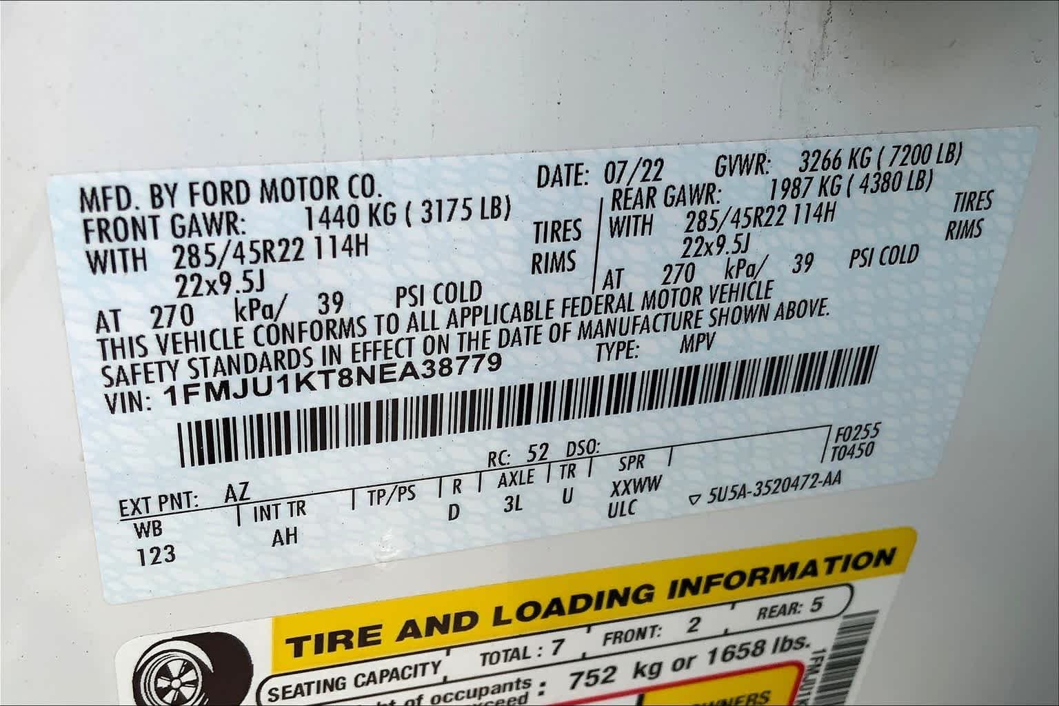 Used 2022 Star White Metallic Tri-Coat Ford Limited image 33