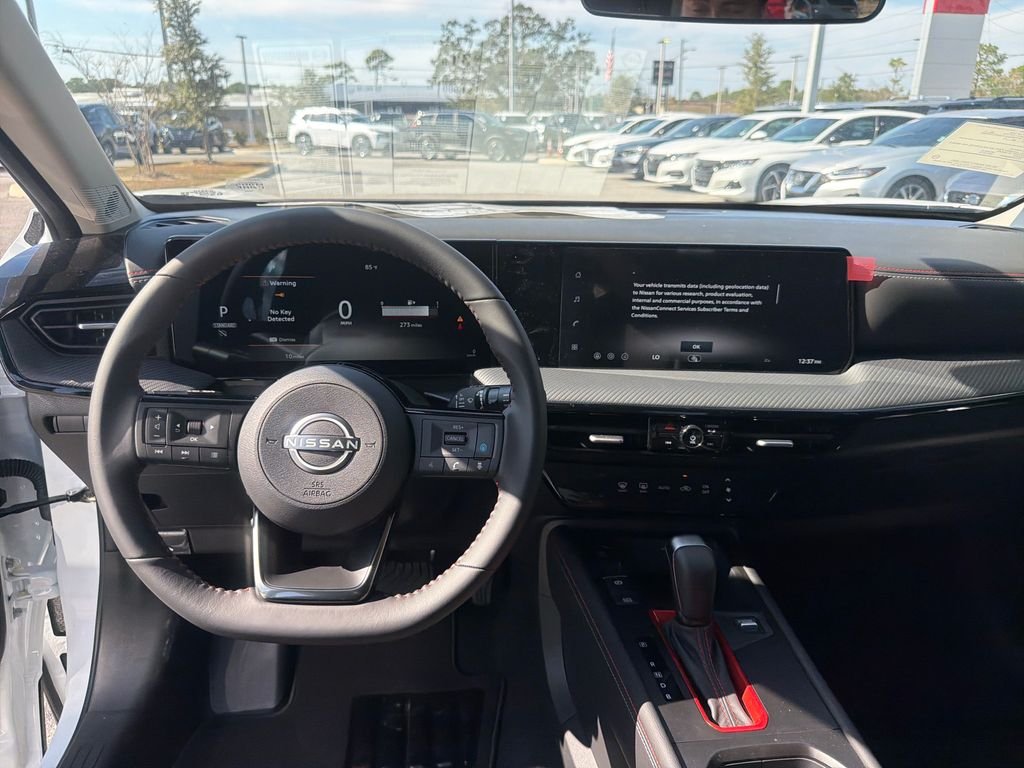 New 2026 Nissan Kicks SR 4D Sport Utility