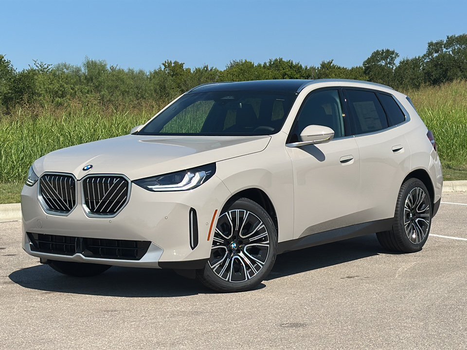 2026 BMW X3 30 XDRIVE's photo