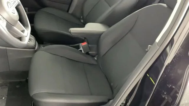 2025 Nissan KICKS PLAY Base - Photo 14