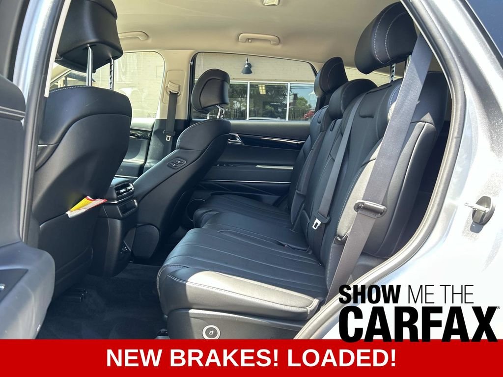 Used 2025 Silver Genesis 2.5T image 18