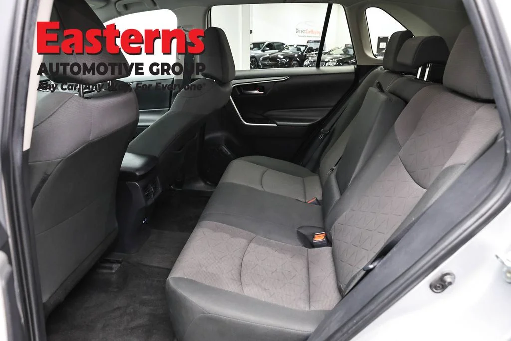 Used 2024 Silver Toyota XLE image 19