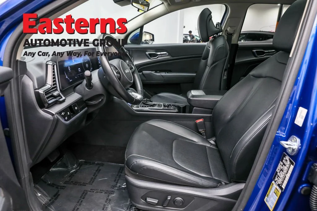 Used 2023 Blue Kia SX image 14