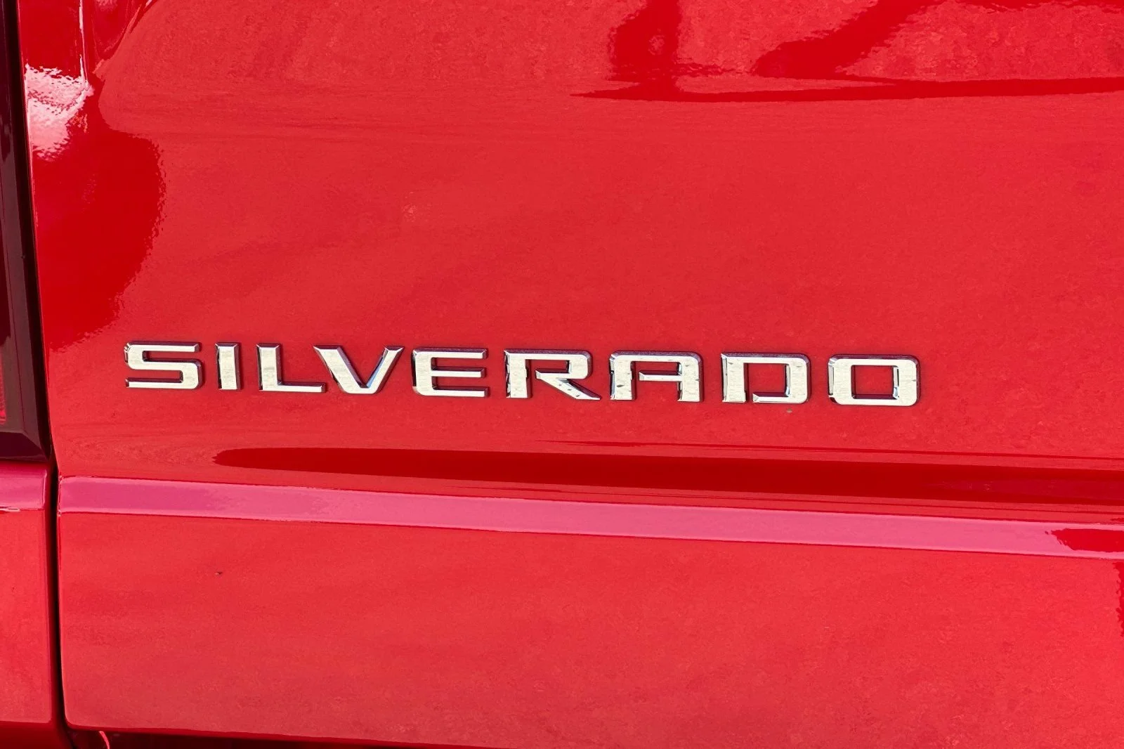 New 2026 Red Hot Chevrolet LT (2FL) image 26