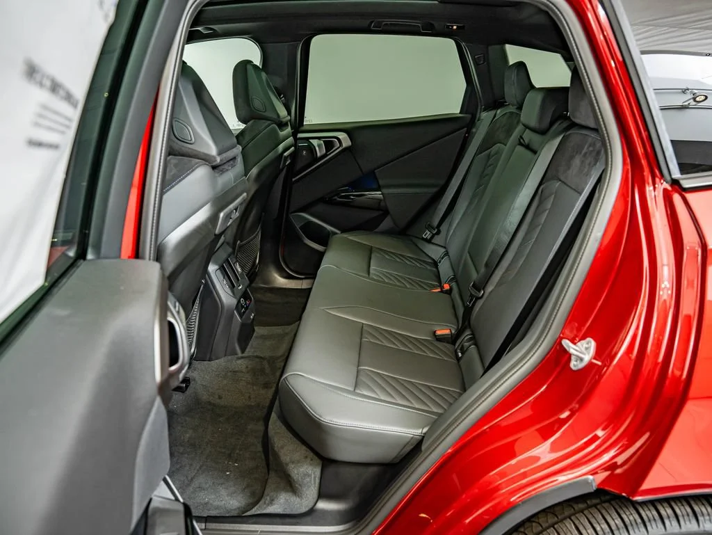 New 2026 Vegas Red Metallic BMW 30 xDrive image 34