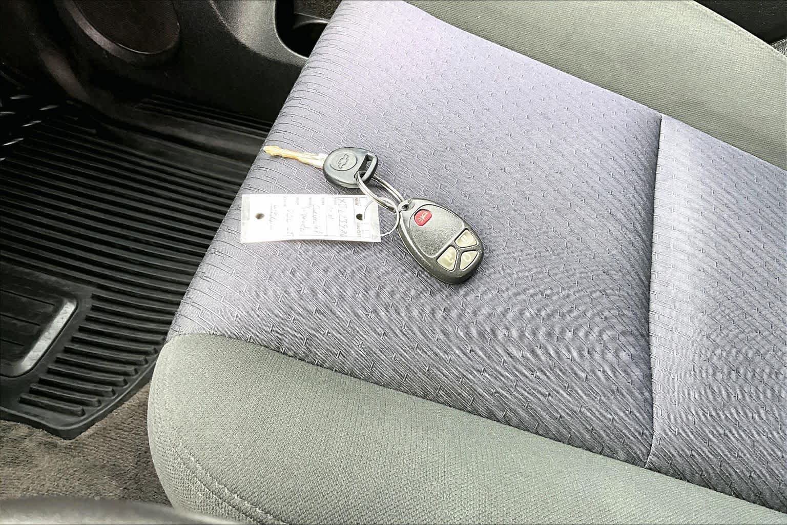 Used 2011 Taupe Gray Metallic Chevrolet LT image 12