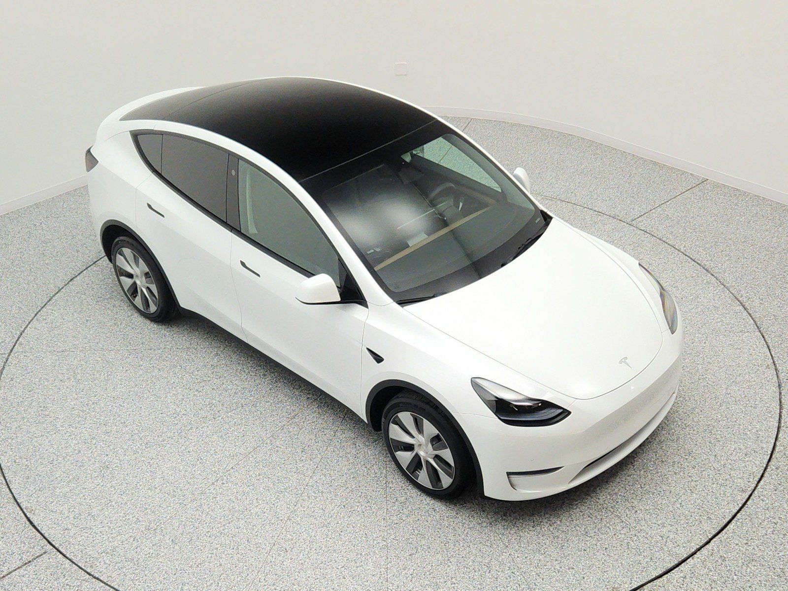Used 2022 Pearl White Multi-Coat Tesla Long Range AWD image 23