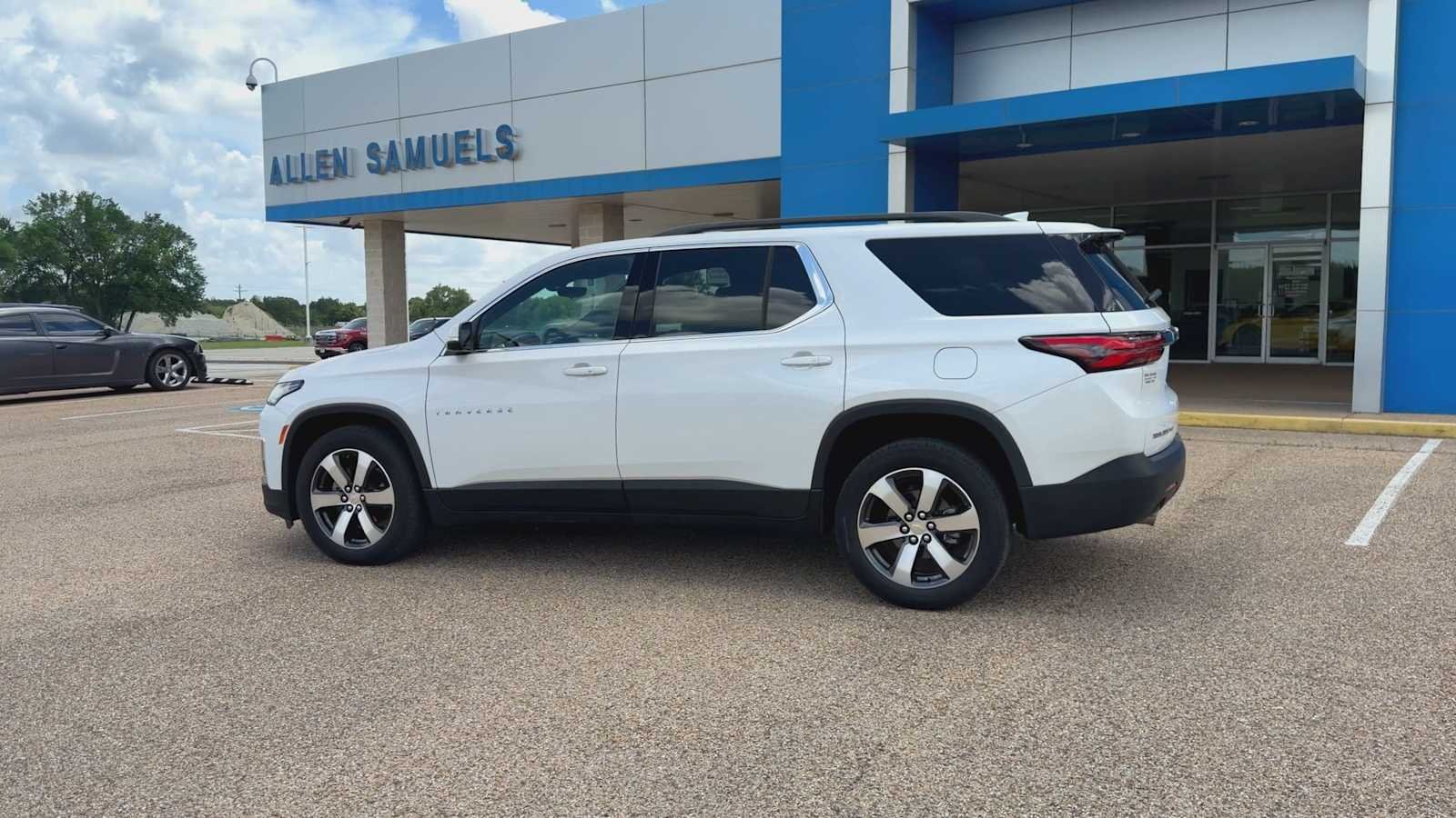 2023 Chevrolet Traverse 3LT - Photo 6