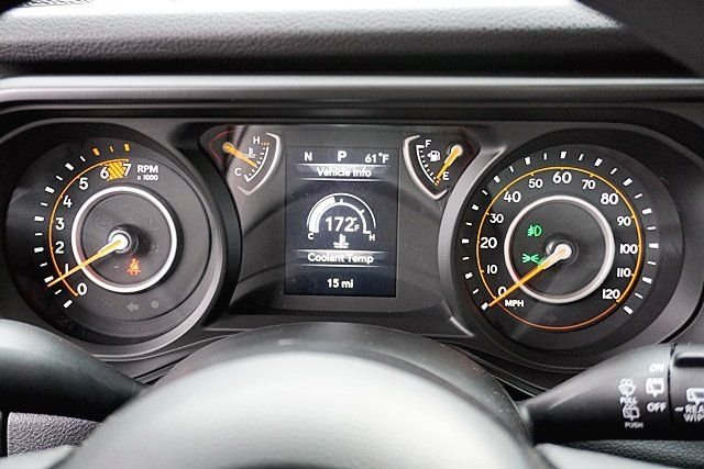 New 2026 Bright White Clear-Coat Exterior Paint Jeep Sport image 38