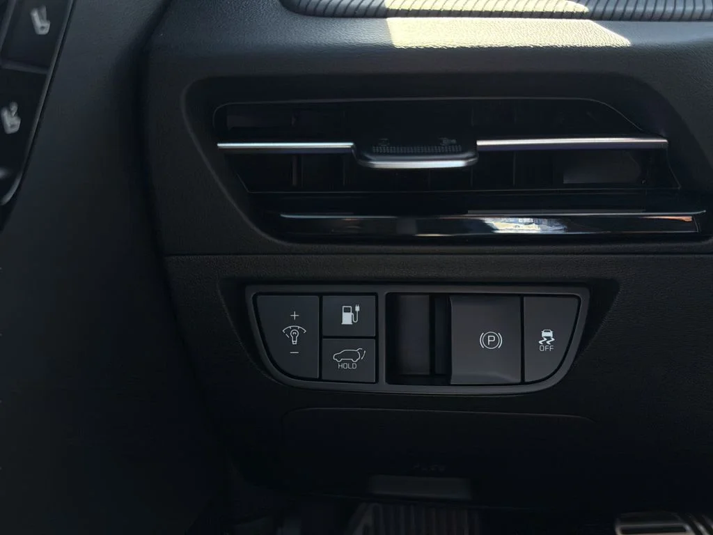 Used 2024 Blue Kia GT-Line image 17