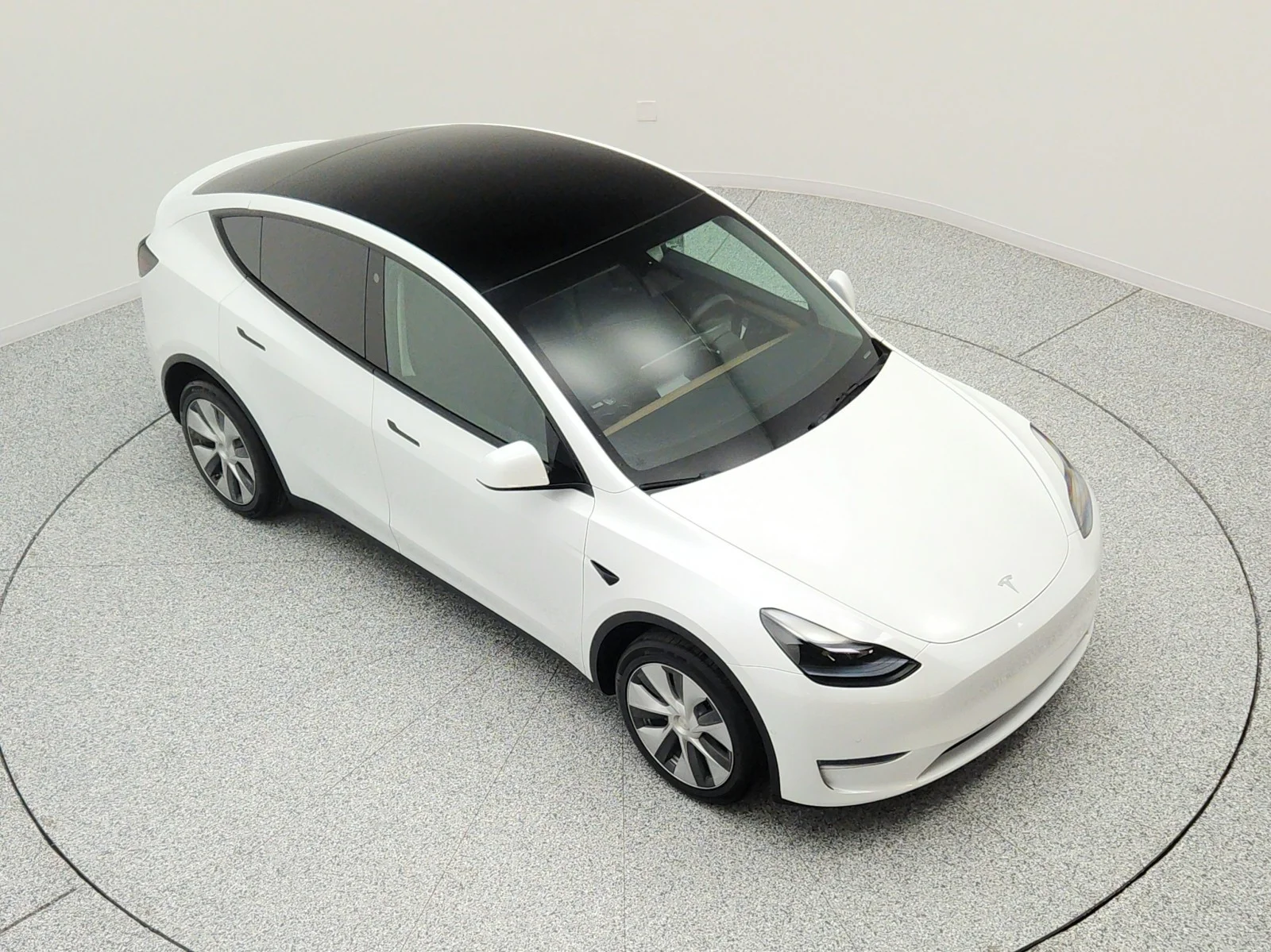 Used 2022 Pearl White Multi-Coat Tesla Long Range AWD image 23