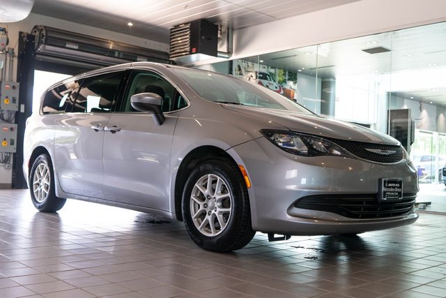 2017 Chrysler Pacifica Touring