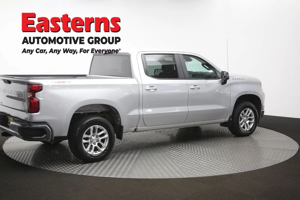 Used 2022 Silver Chevrolet LT image 44