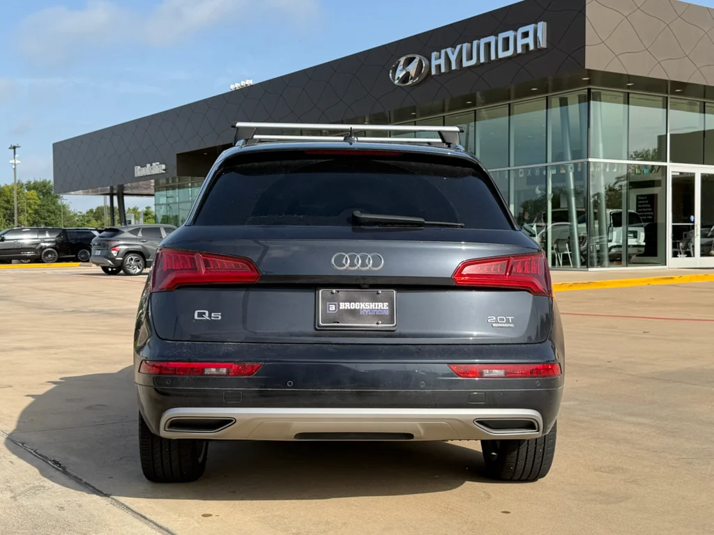 Used 2018 Moonlight Blue Metallic Audi Prestige image 5