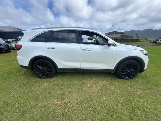 Used 2020 White Kia EX image 8