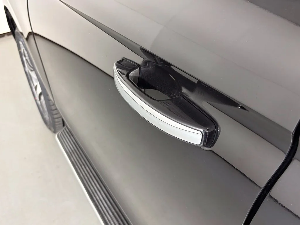 Used 2022 Black Ford Limited image 14