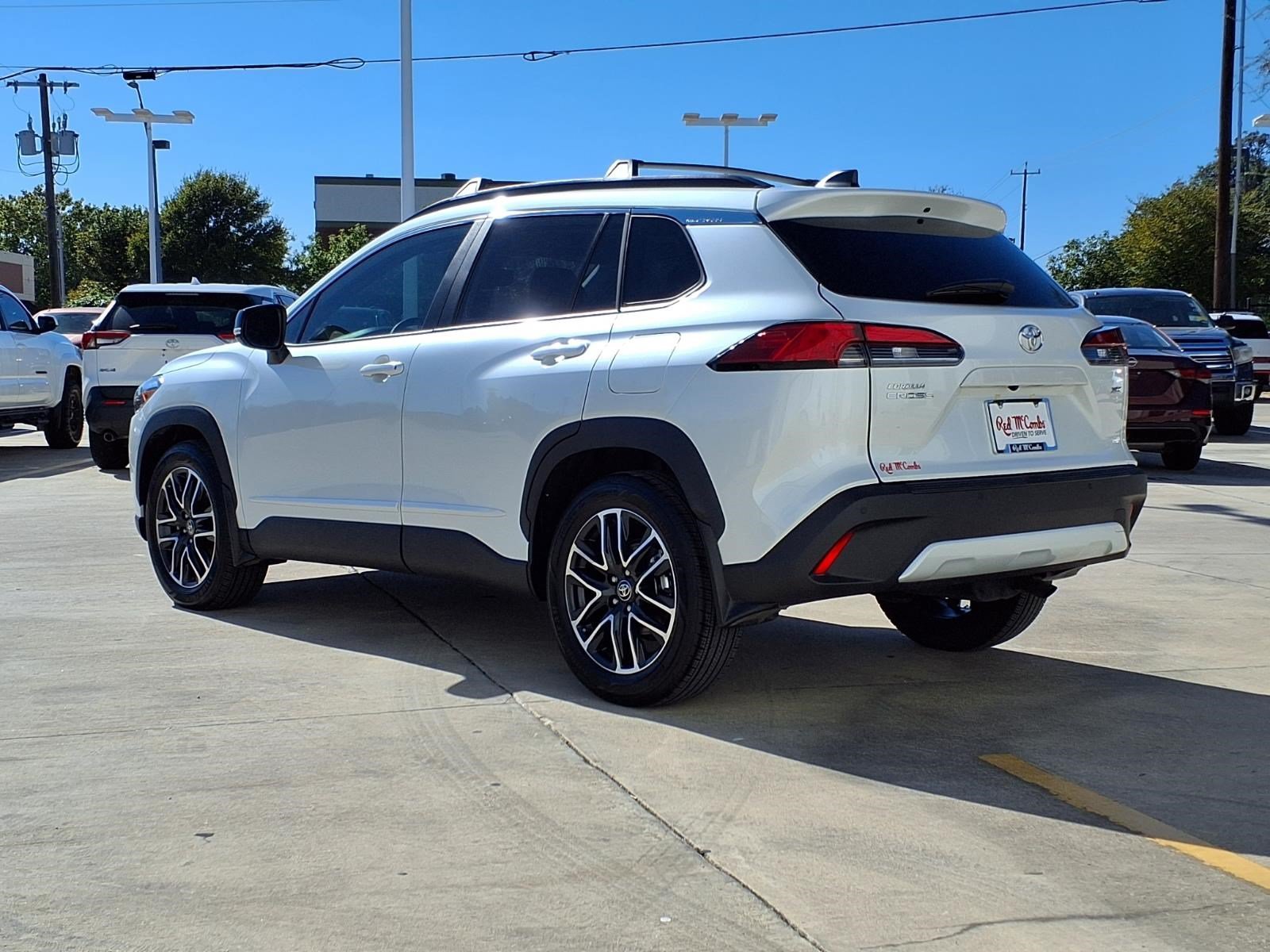 Certified Used 2026 WIND CHILL PEARL Toyota XLE image 7