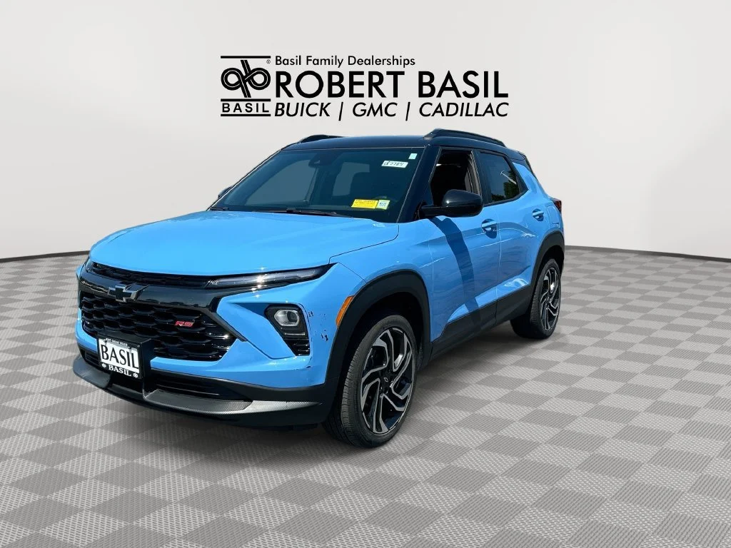 Used 2024 Fountain Blue Chevrolet RS image 4