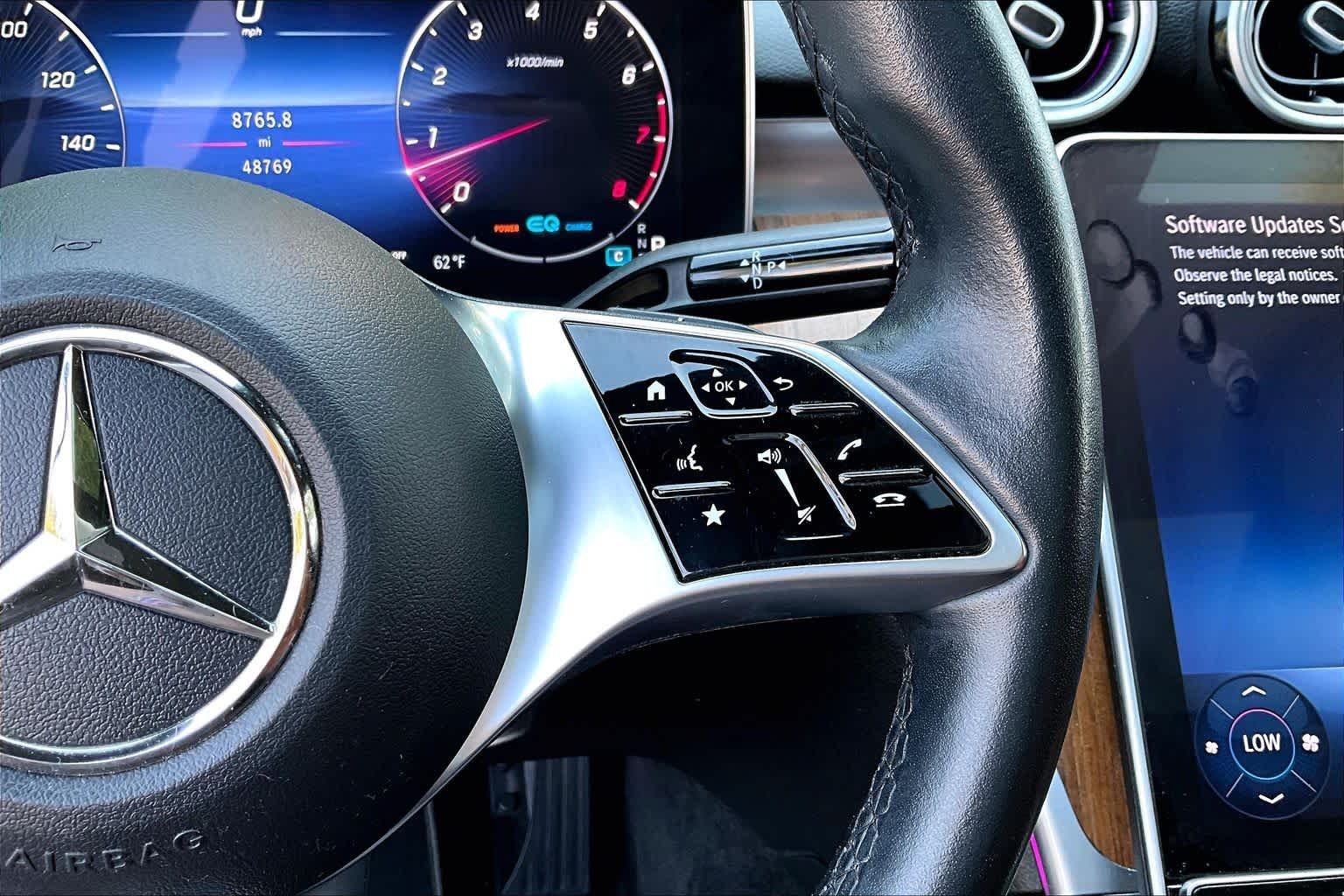 Certified Used 2022 Polar White Mercedes-Benz C 300 image 25