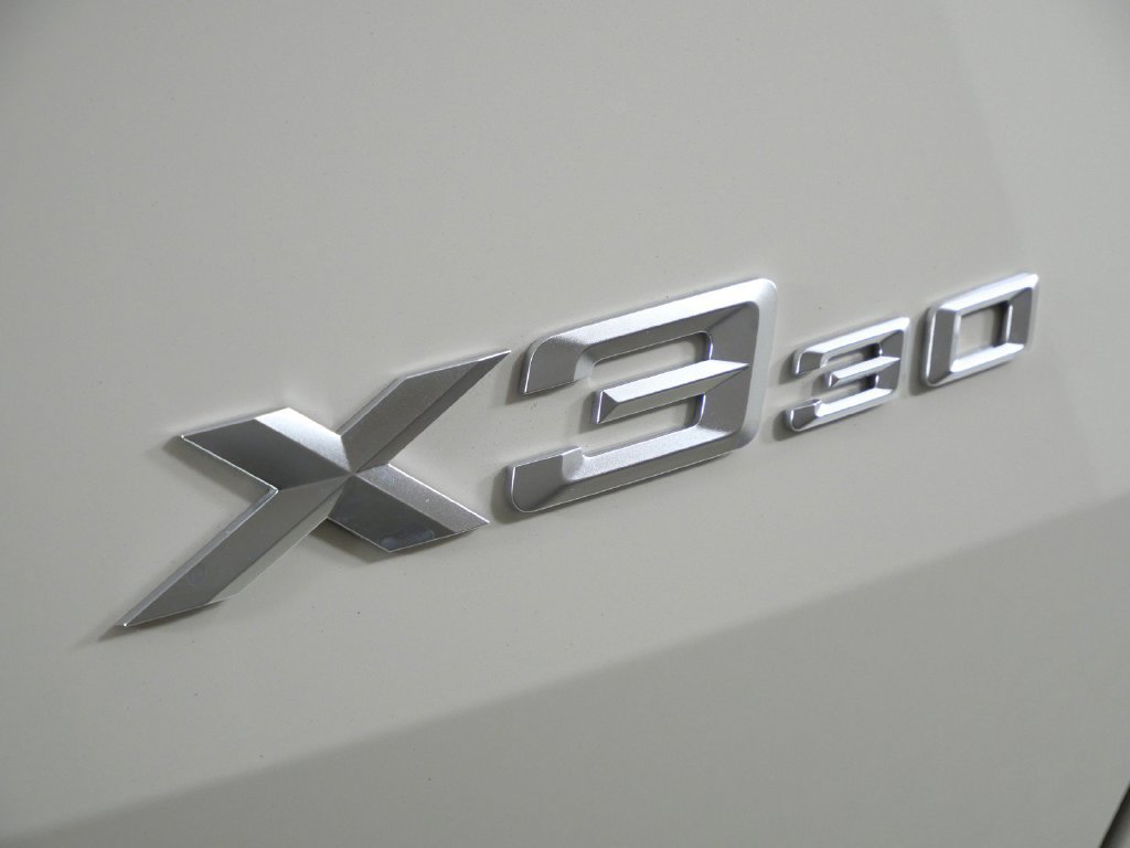 New 2026 Dune Grey Metallic BMW 30 xDrive image 12