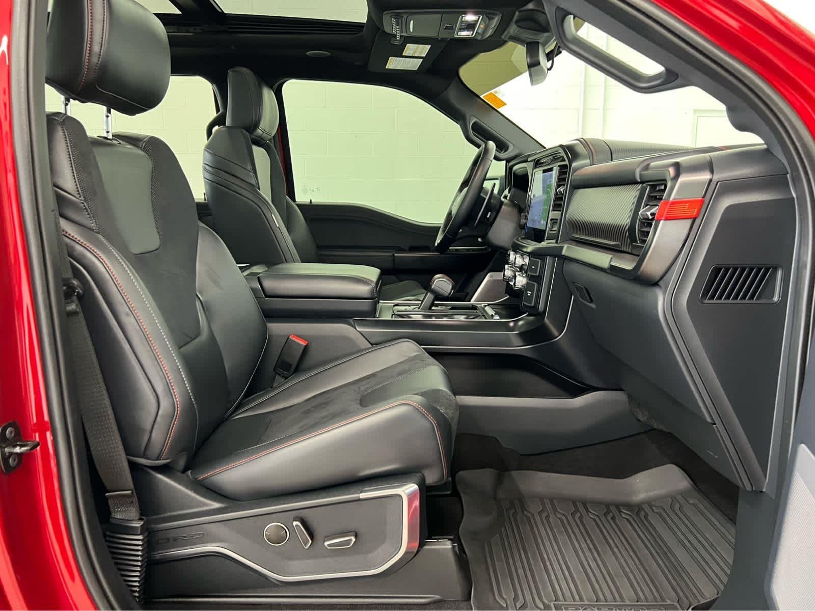 Used 2025 Rapid Red Metallic Tinted Clearcoat Ford Raptor image 29