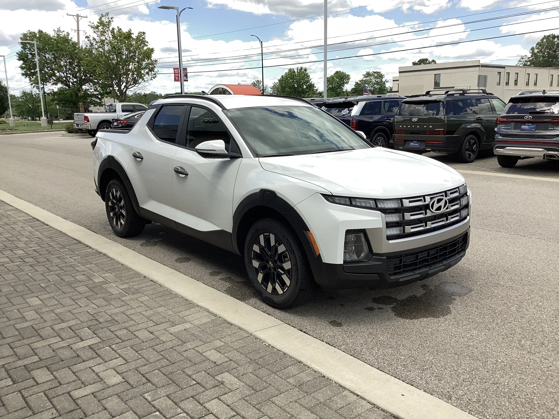 New 2026 Atlas White Hyundai SEL image 3