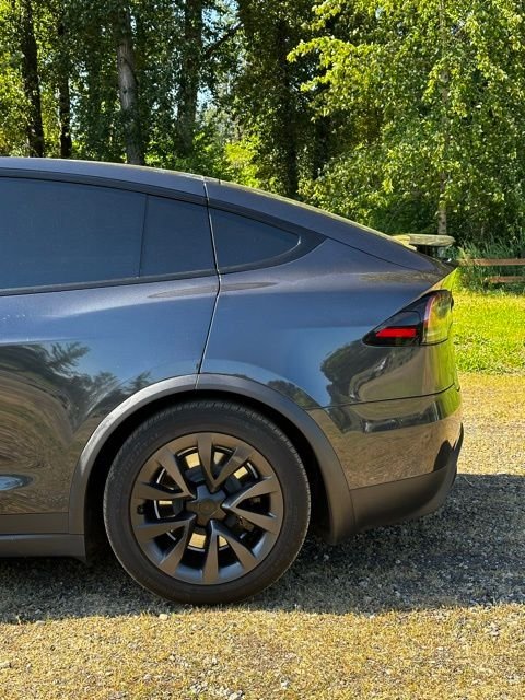 2024 Tesla Model X Long Range - Photo 35