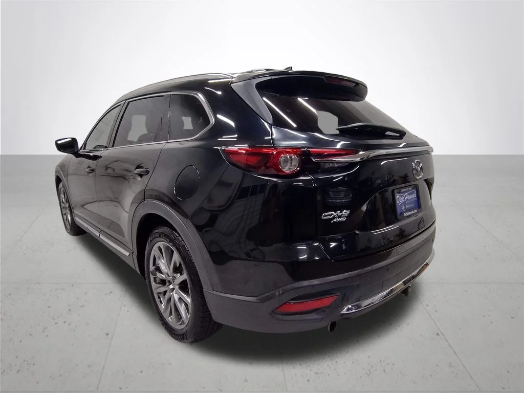 Used 2017 Black Mazda Signature image 10
