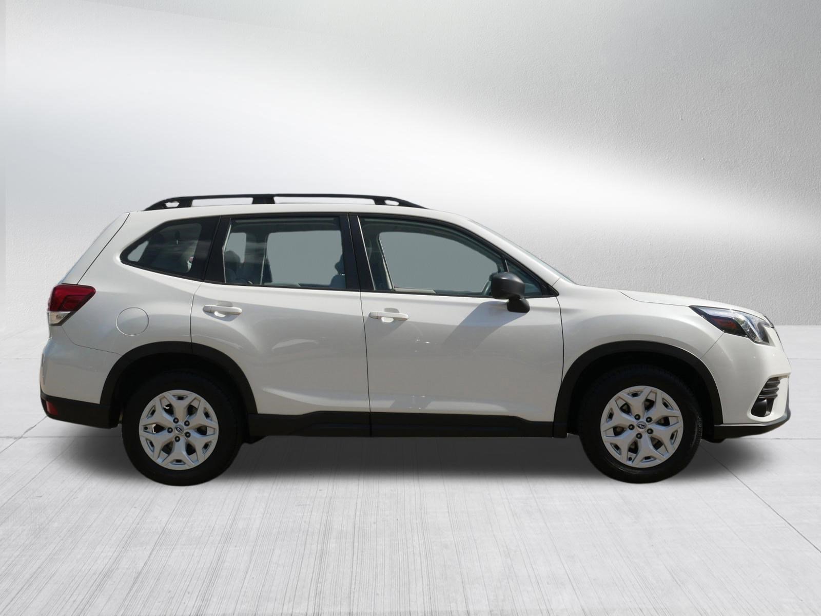 Used 2022 Crystal White Pearl Subaru CVT image 8