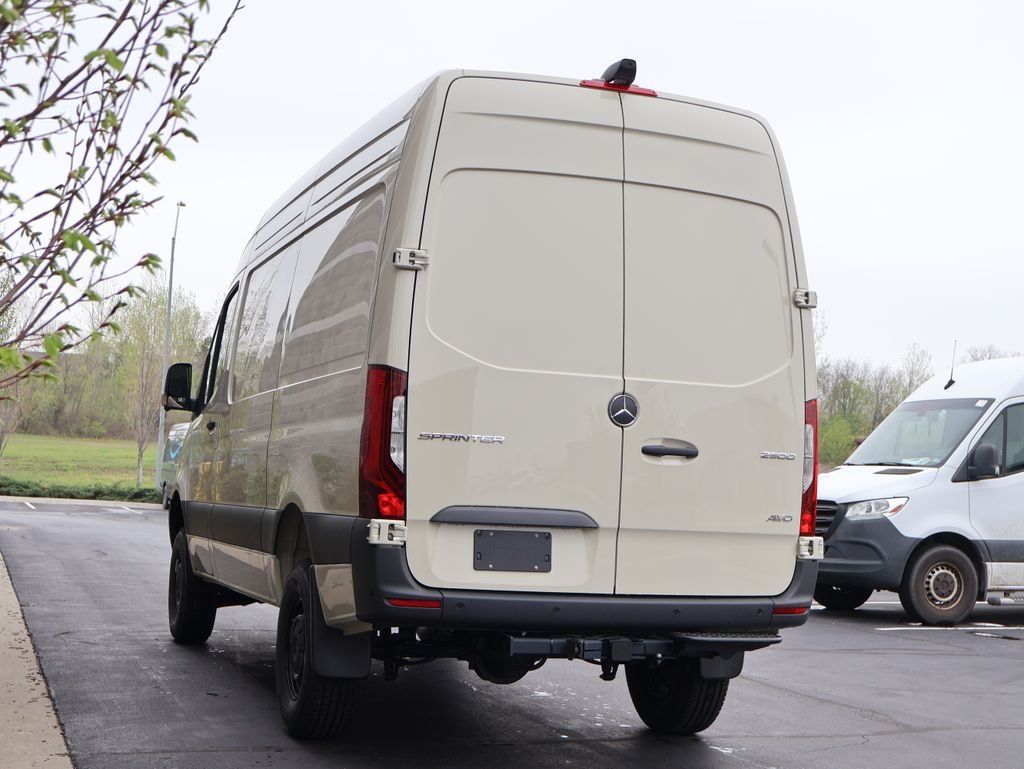 New 2026 Pebble Gray Mercedes-Benz Cargo 144 WB image 7