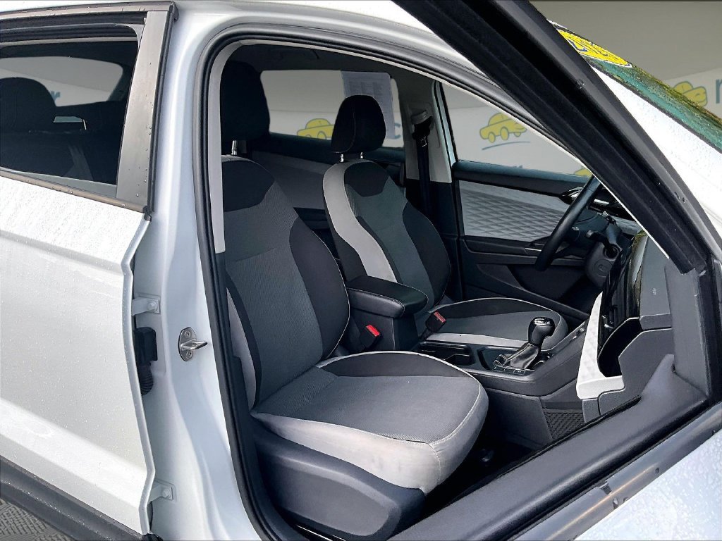 Used 2023 Pure White Volkswagen 1.5T S image 11