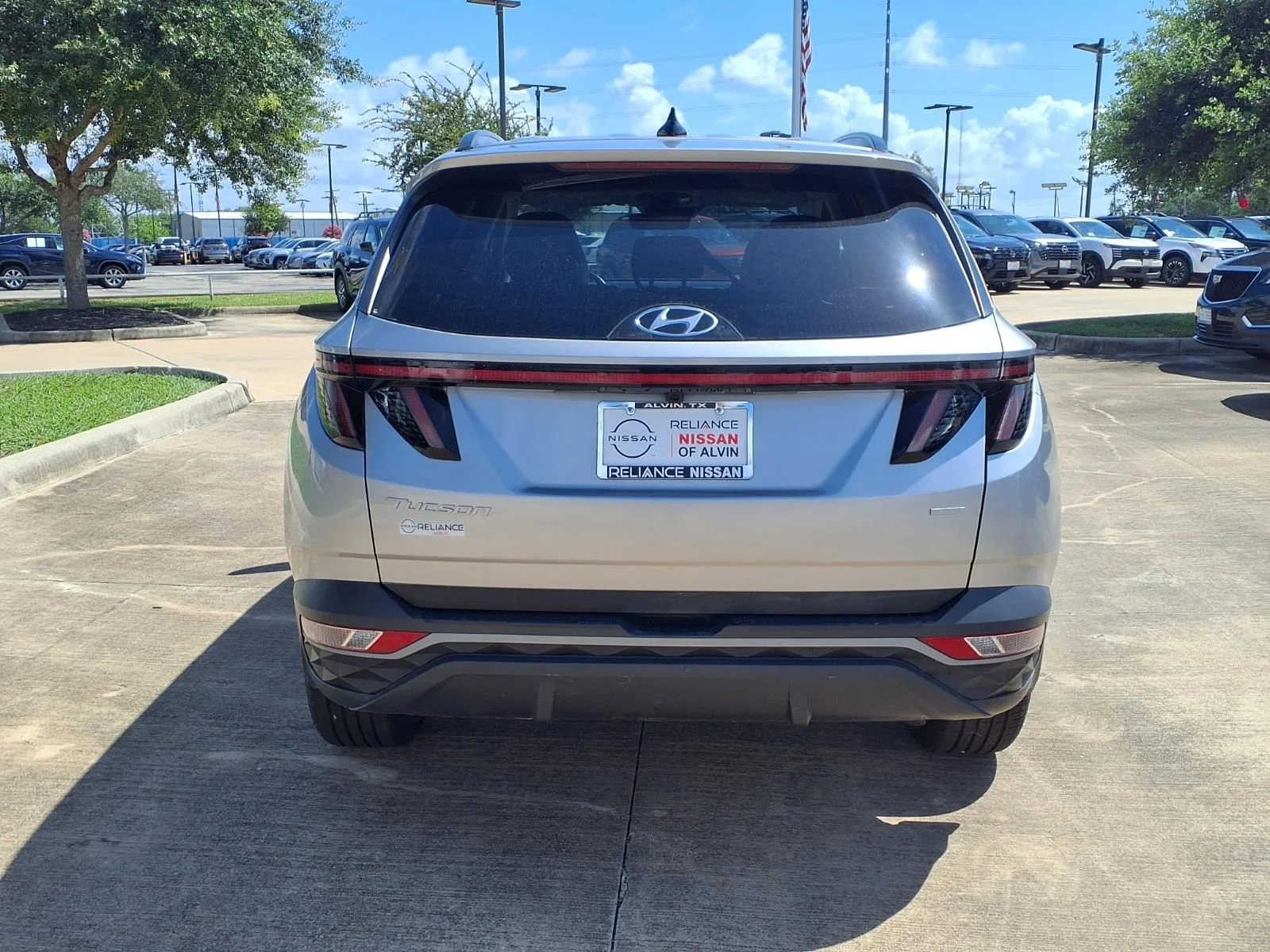 Used 2024 Silver Hyundai SEL image 6