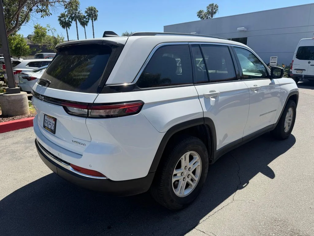 Certified Used 2023 White/off-white Jeep Laredo image 13