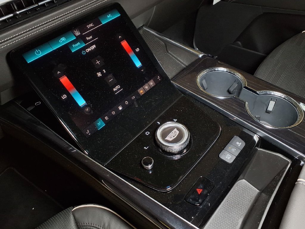 2026 Cadillac Escalade Sport - Photo 19