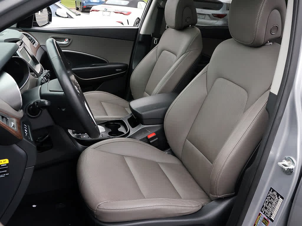 Used 2017 Iron Frost Hyundai SE Ultimate image 9