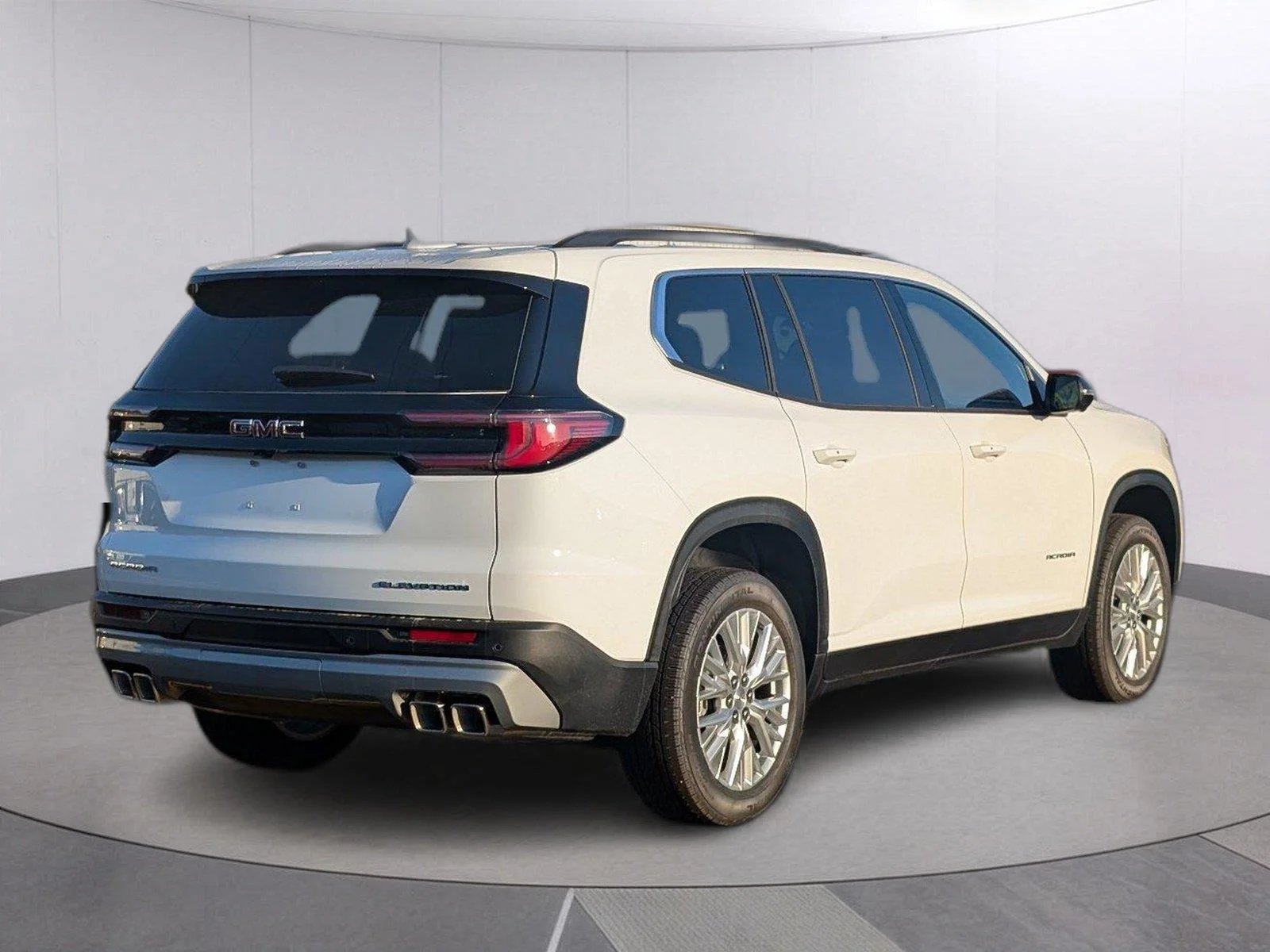 New 2027 Summit White GMC Elevation image 7