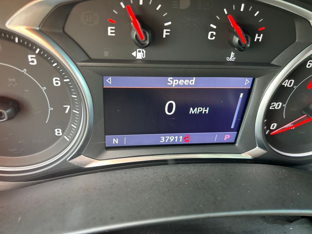 Certified Used 2022 White GMC AT4 image 19