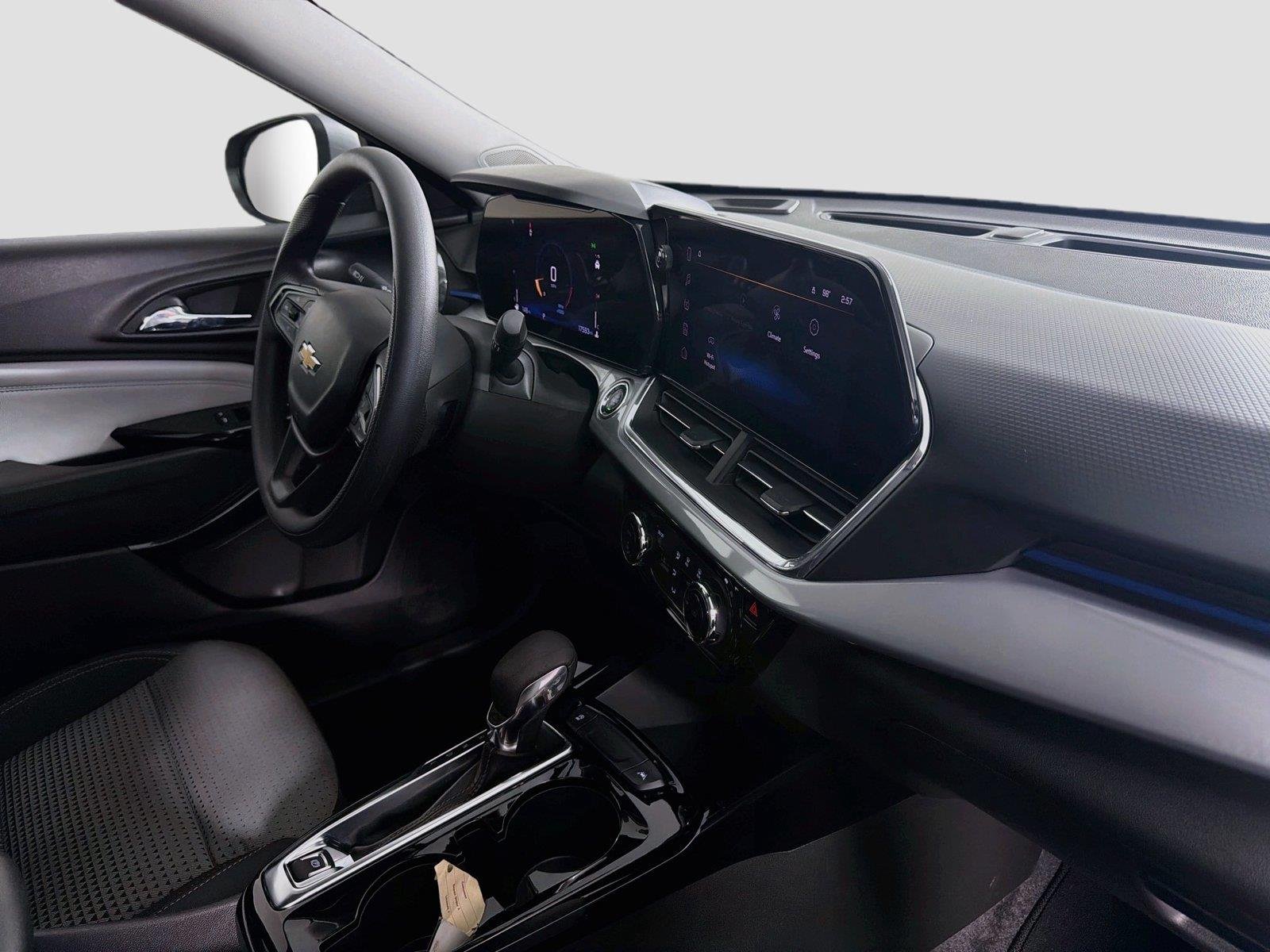 Used 2024 Sterling Gray Metallic Chevrolet LT image 25