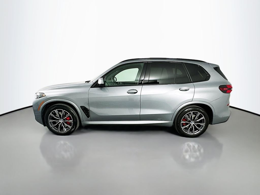 Used 2024 Skyscraper Grey Metallic BMW xDrive40i image 8