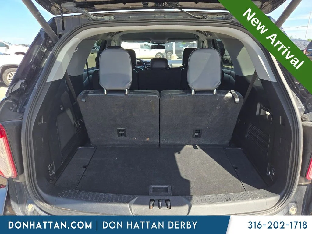 Used 2022 Black Ford Limited image 12