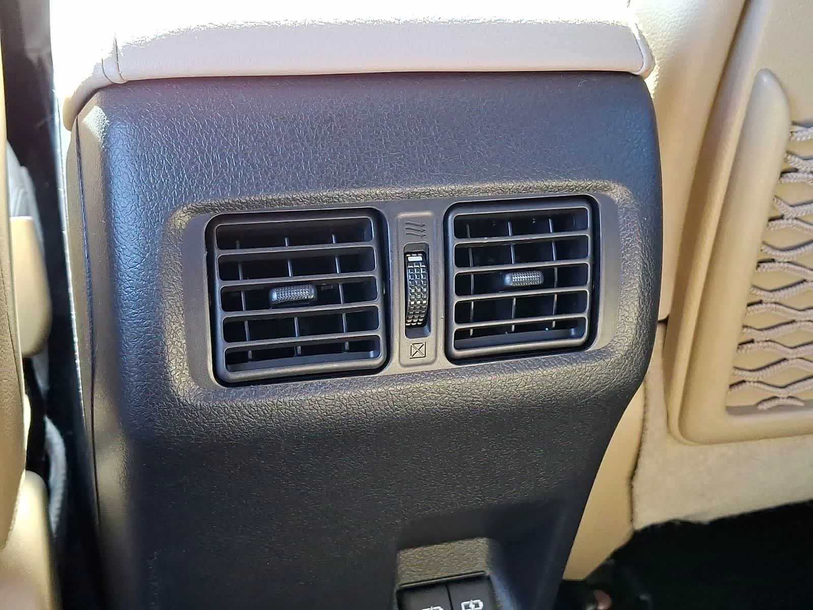 Certified Used 2023 Blizzard Pearl Toyota Limited image 14