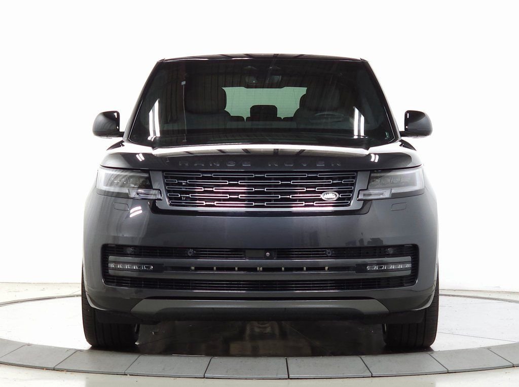 Certified Used 2025 Gray Land Rover SE image 13