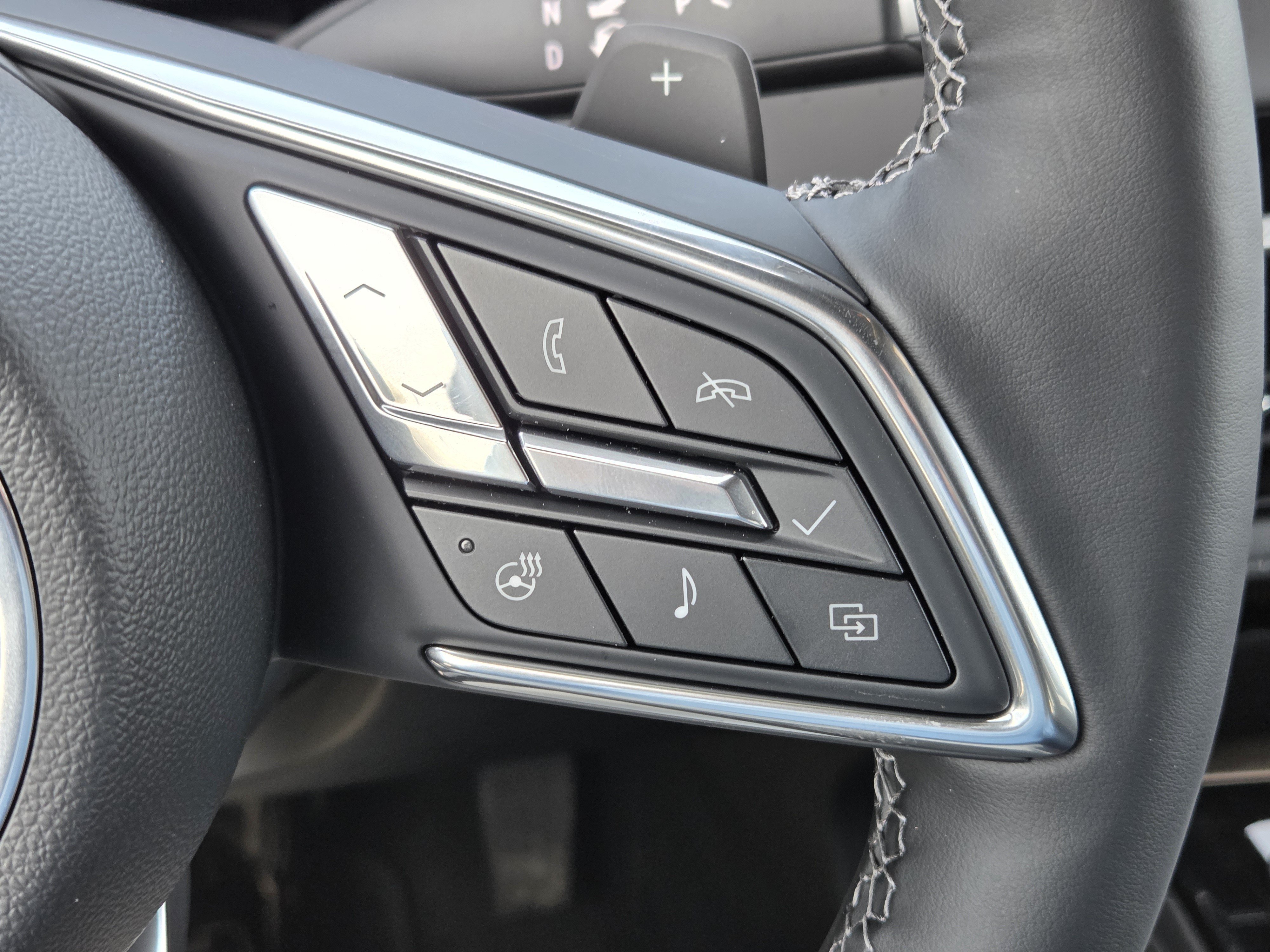 New 2026 Ebony Twilight Metallic Buick Avenir image 17