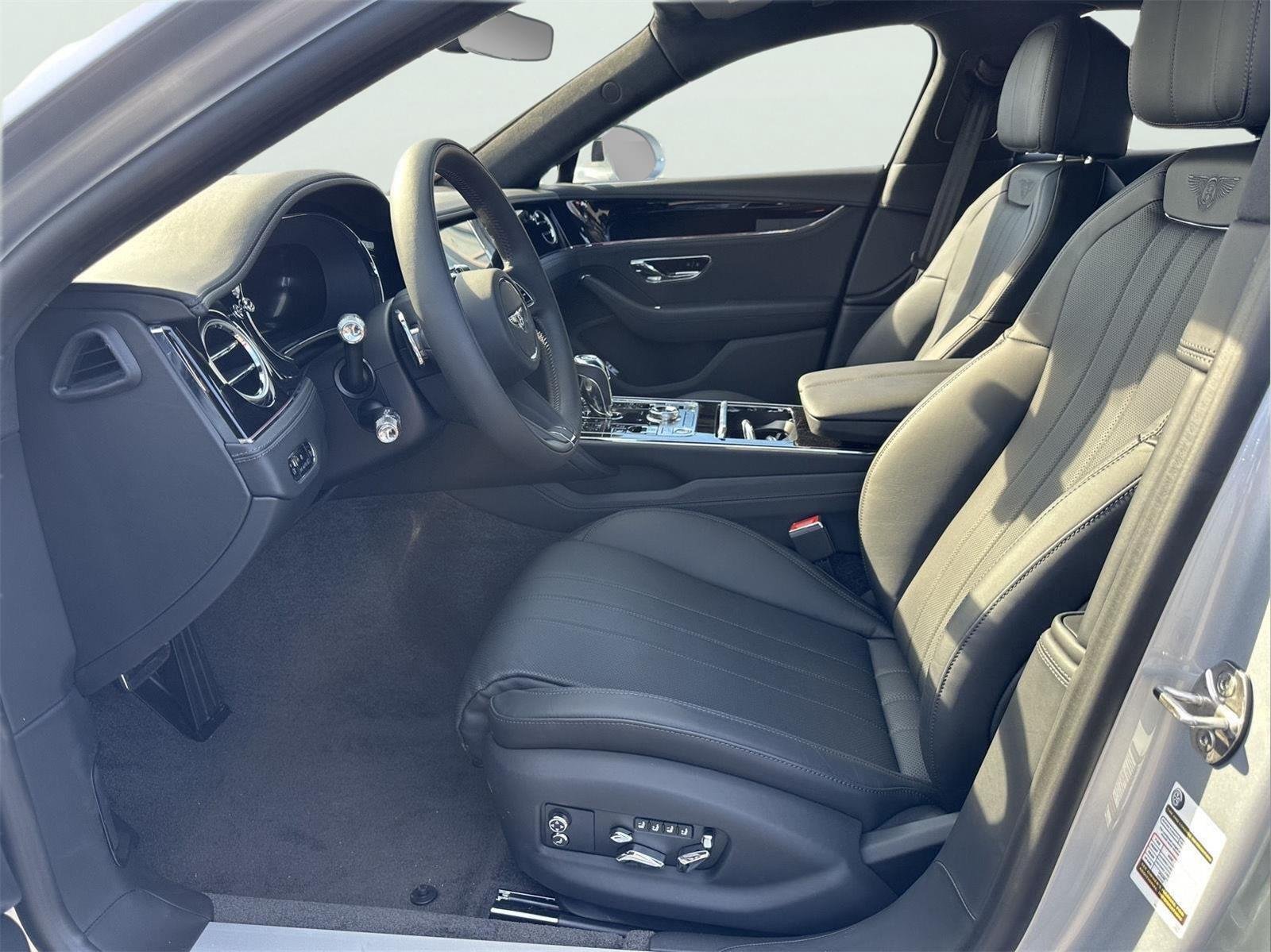 2026 Bentley Flying Spur - Photo 15