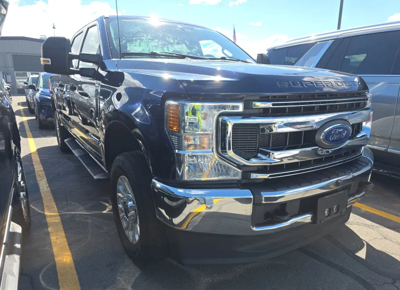 2022 Ford F-250 XLT 4x4 Crew Cab 8' Box's photo