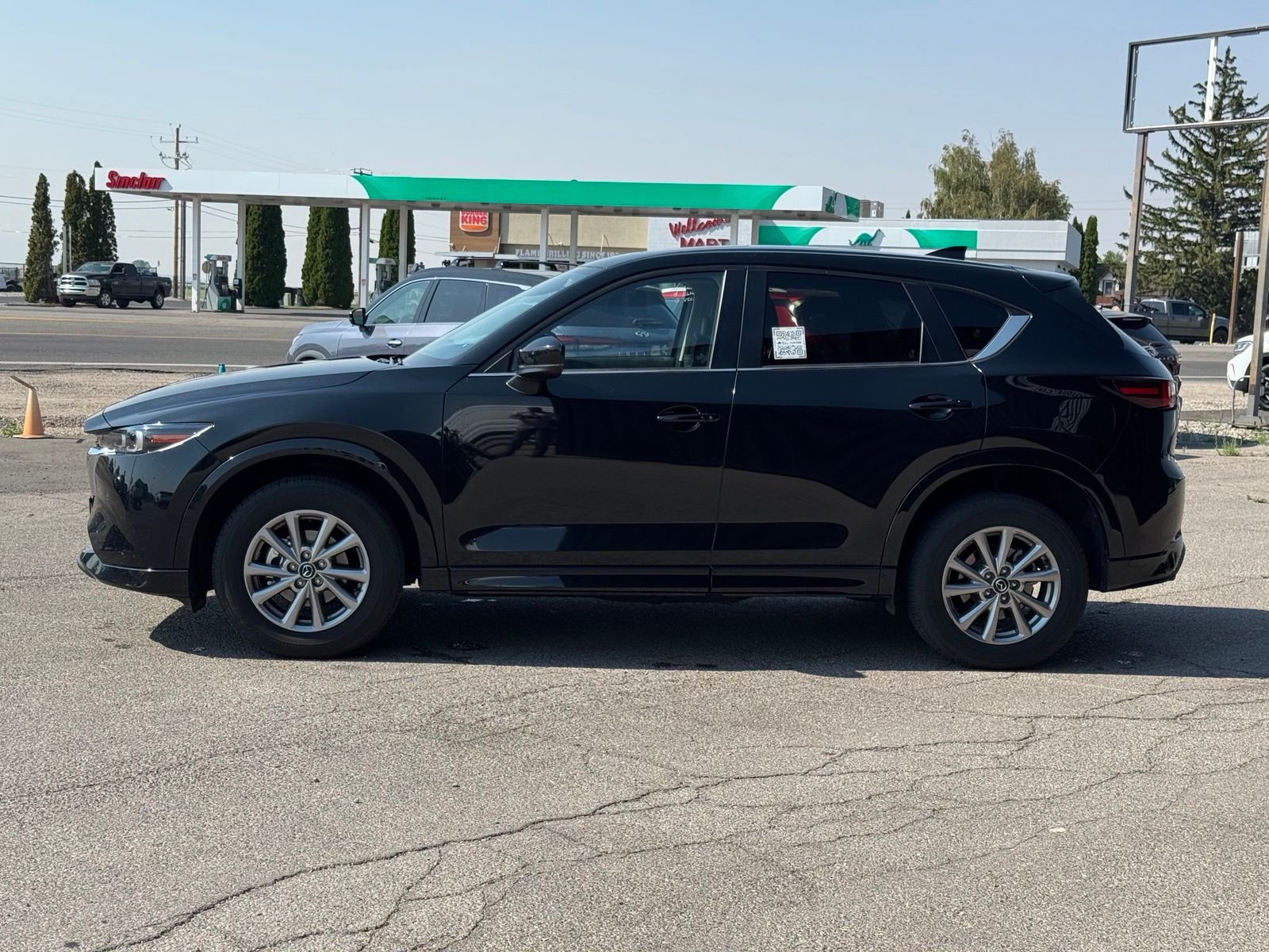 View vehicle photo 5